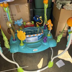 Baby Nemo bouncer