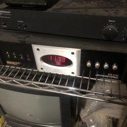 Monster Power HTS 5100 Home Theater Reference System Power Conditioner Surge Protection