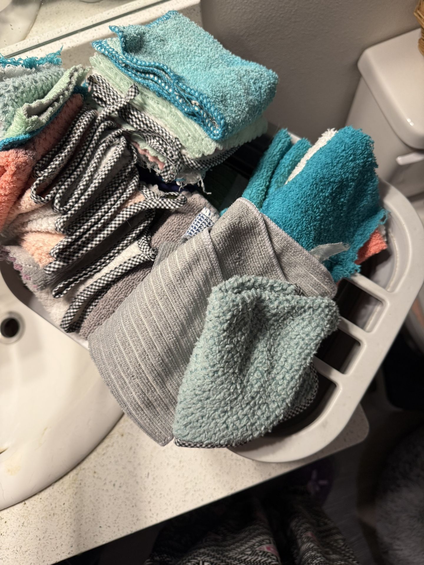 Assorted Cleaning Cloths (Bundle)