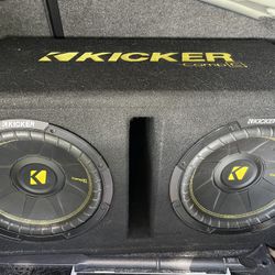 Comp C Kicker And Box And Amp 