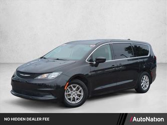 2023 Chrysler Voyager