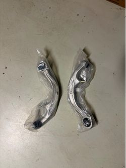 G35 Control Arms