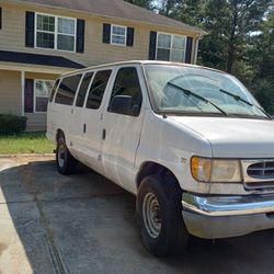1999 Ford Econ Van