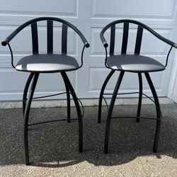 Pair of swivel bar chairs 