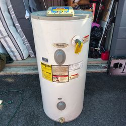 Hot water heater