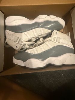 Boys sneakers