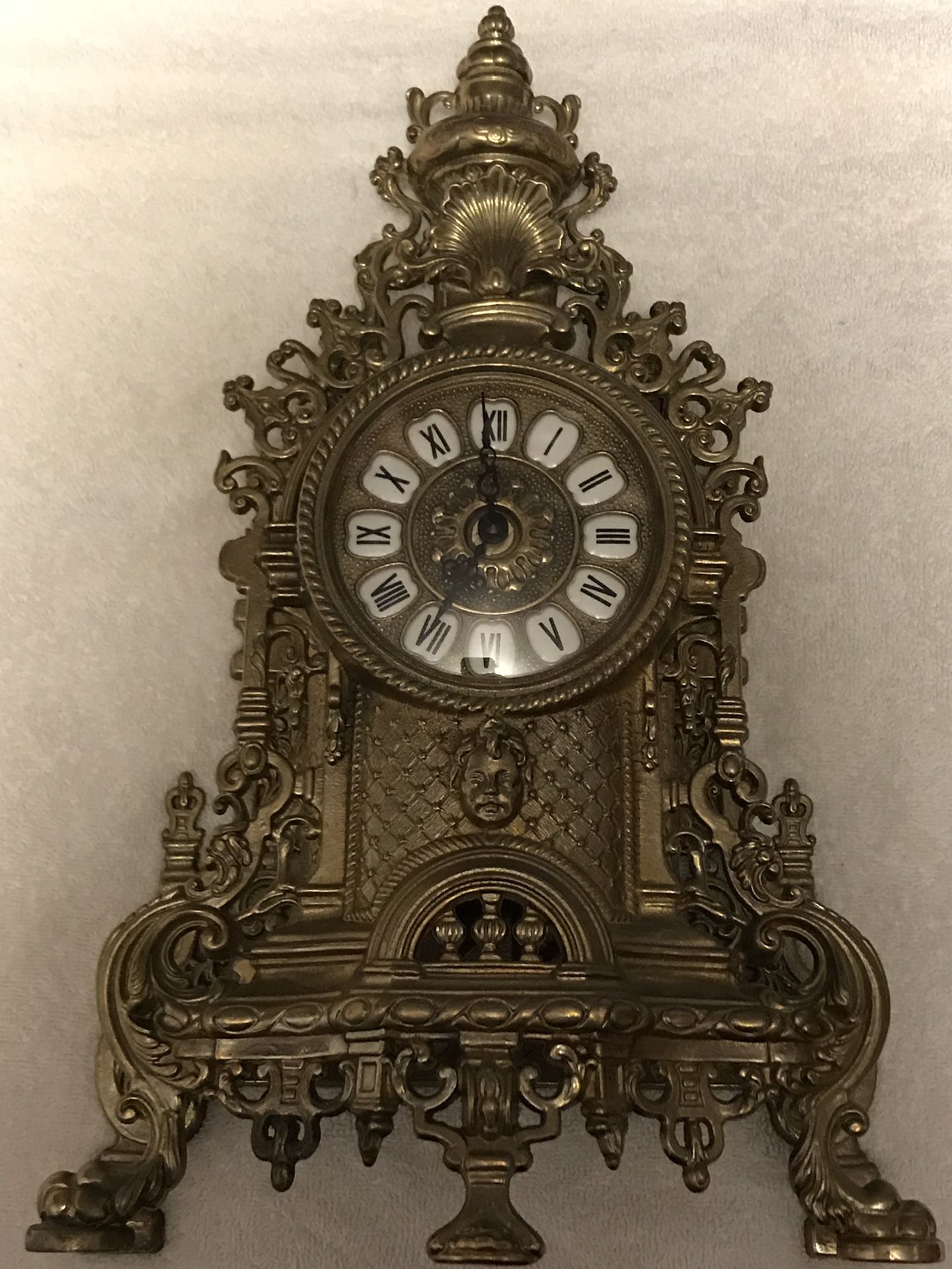 Italian mantle brass clock - vintage ornate - battery powered