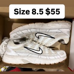 Nike Vomero Size 8.5 Men 