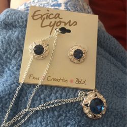 Necklace Set