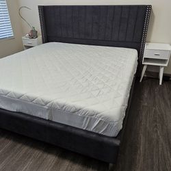 King BED SET (FRAME, MATTRESS, SIDE TABLES)