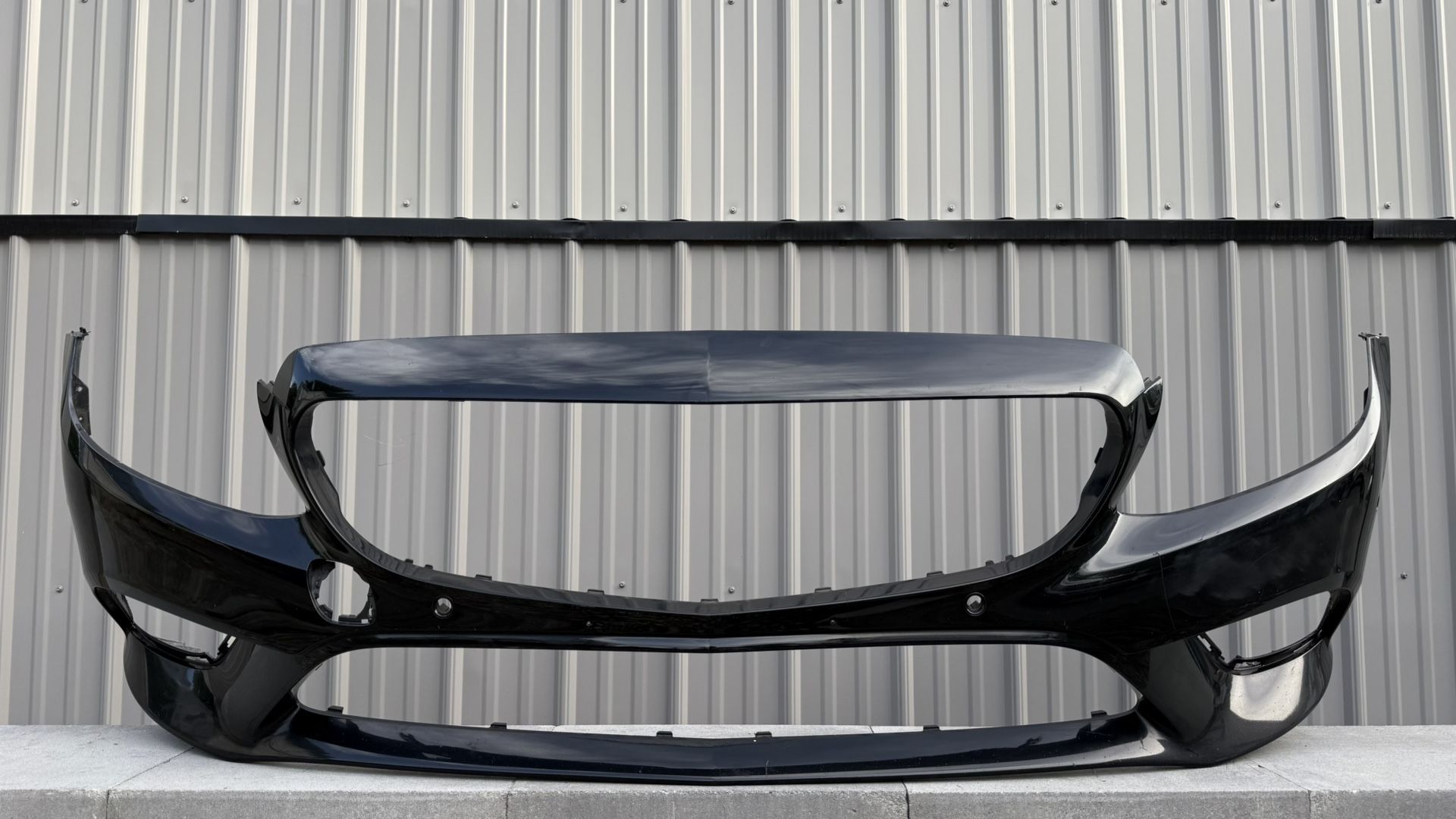 MERCEDES C CLASS W205 BLACK REDESIGN 2019 2020 2021 ORIGINAL FRONT BUMPER