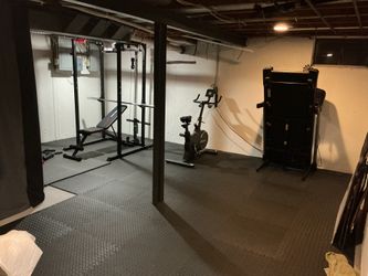 Full Home Gym Bundle – Mostly Like New, Treadmill in Good Condition”