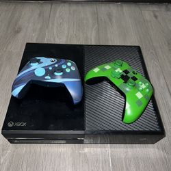 Xbox One + 2 Controllers + Roku TV - Entertainment Bundle