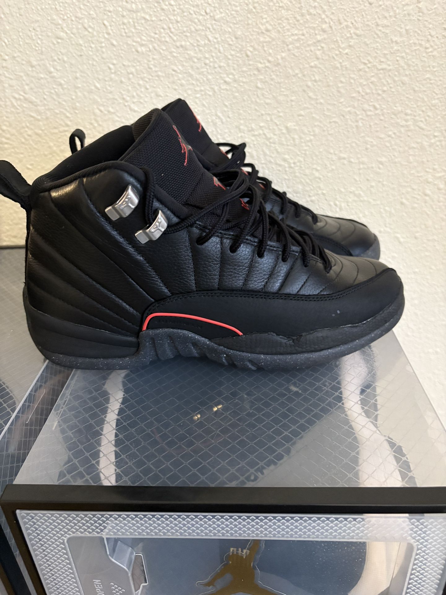 Jordan 12 Utility