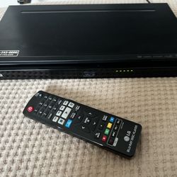 LG Blu-Ray 3D Player + Remote