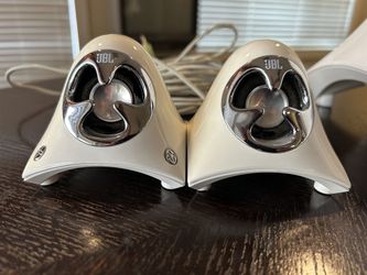 JBL CREATURE III　ホワイト JBL Creature III Computer Speakers - ecoustics.com
