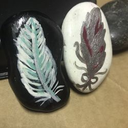 Hand-Painted Metallic Feathers Rocks (2piece)
