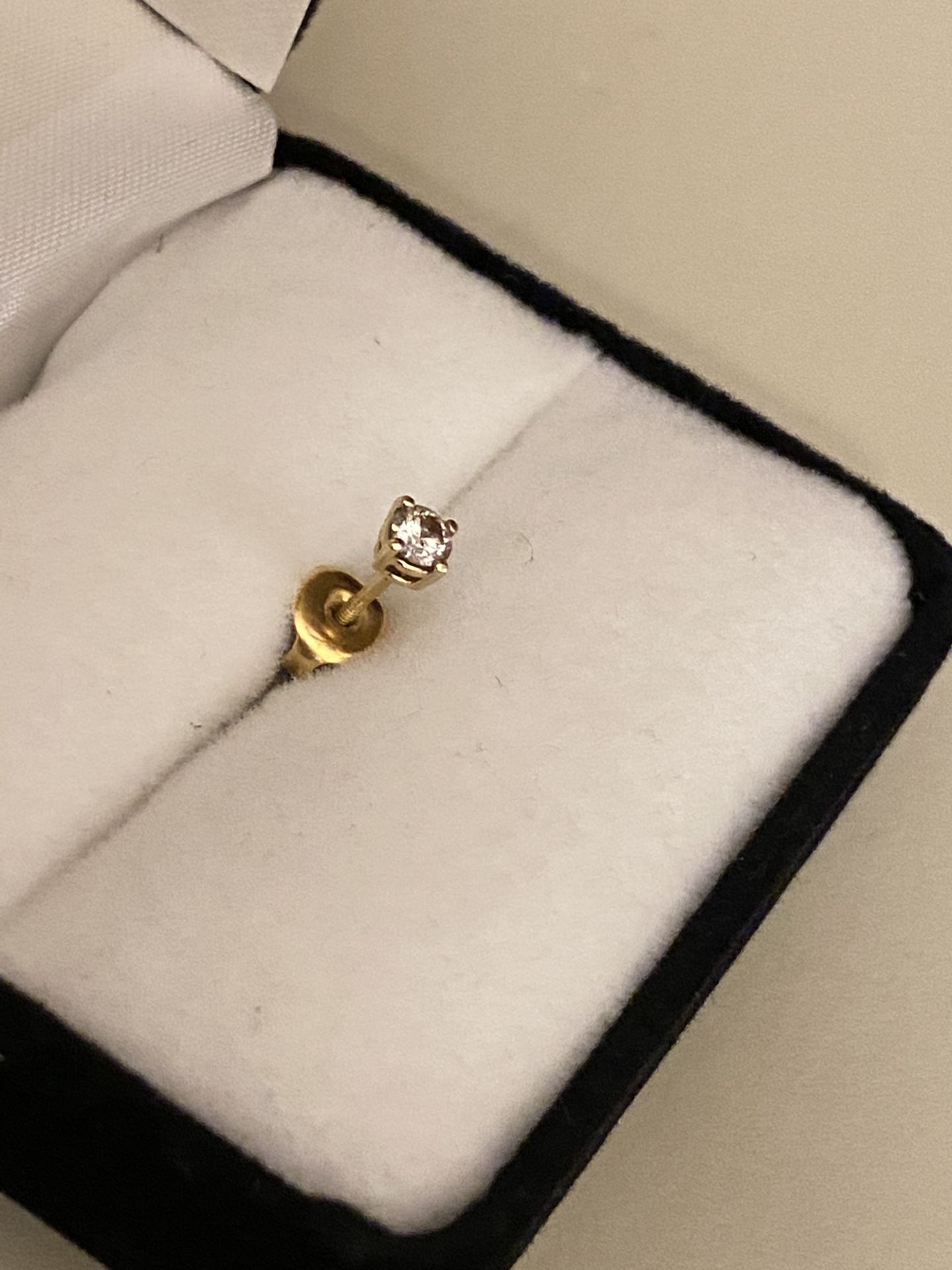 Single Diamond Stud Earring