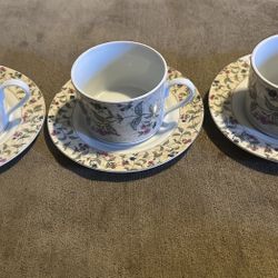 Set Of 3 Design PAC Inc Cups And Saucers
