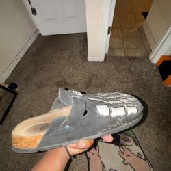 Octavious Marks Clogs 