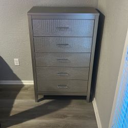 Dresser Chest And Nightstand 