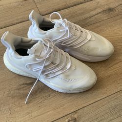 Adidas Boost 11.5 tennis shoes