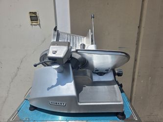 Hobart 2812 Smart Features Manual Commercial Deli Meat Slicer w/ Sharpener
