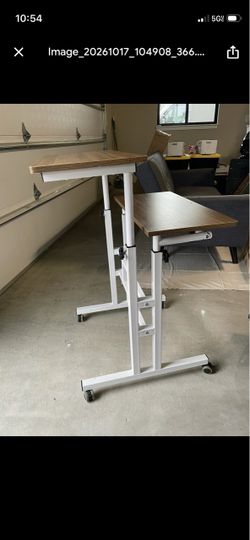 Small multi height desk/rolling table