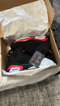 Jordans retro 6 black red size 11