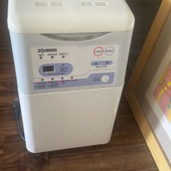 Zojirushi Bread Maker
