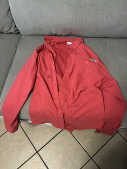 1 men’s medium long shirts Magellan 