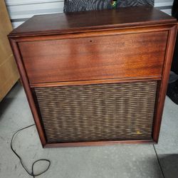 Vintage  Stereo  TrueTone Riviera