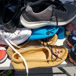 18 Pair Of Shoes / Sneaker Nike Converse 