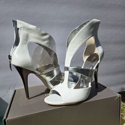 Guess sandals, silver/white sz 8.5 new /tag