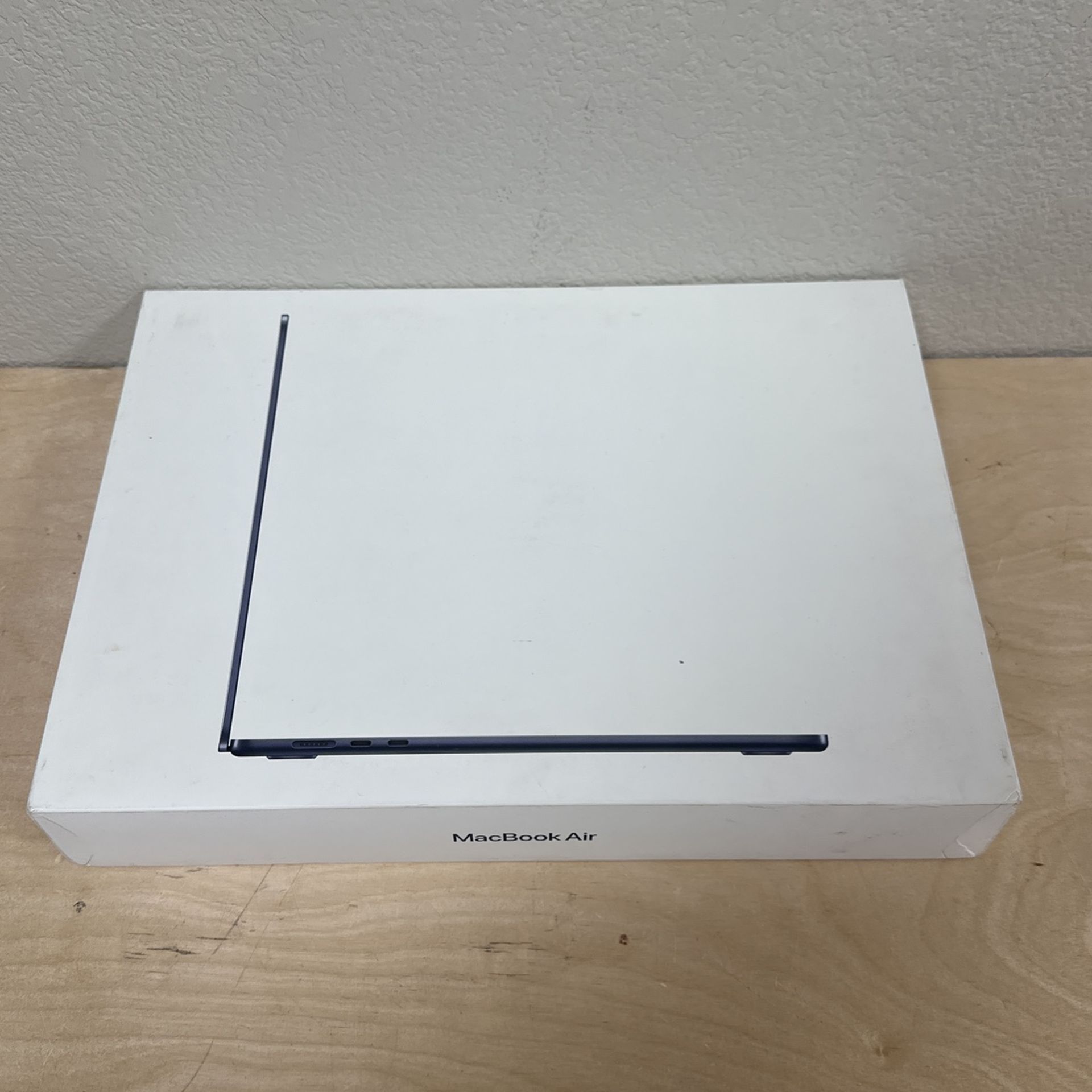 MacBook Air 15 Inch M2 Chip New (50 DOWN) Street,New Products : American Fashion Style Bags On Sale
