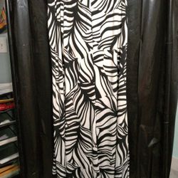 Susan Graver Printed Liquid Knit Gored, Polyester, Size XL.