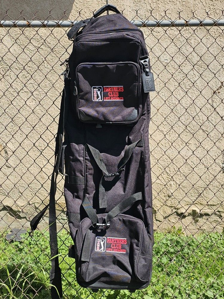 PGA TOUR MEMBER CLUB TRAVEL GOLF BAG