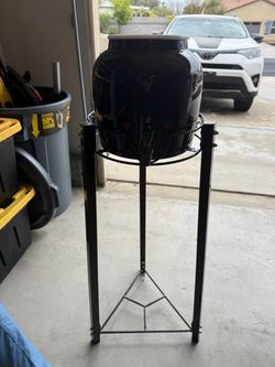 Ceramic Water Jug Dispenser with Black Metal Stand