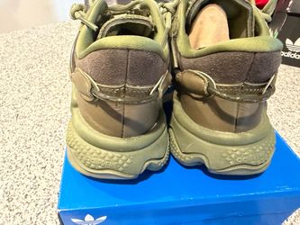 Unique Forest Green Ozweego Adidas