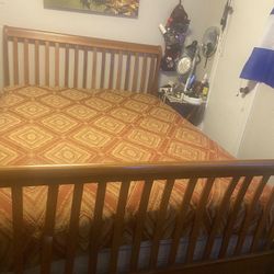 Queen Side bed Cama Completa Incluye Dresser 