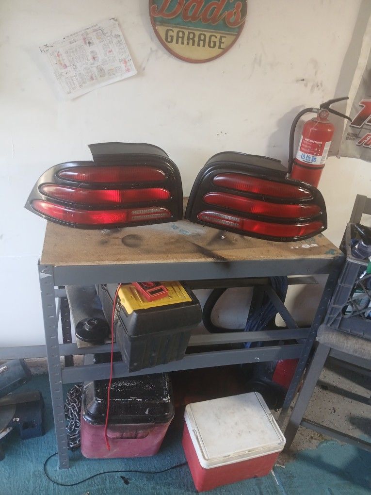 94-95 mustang GT tail lights