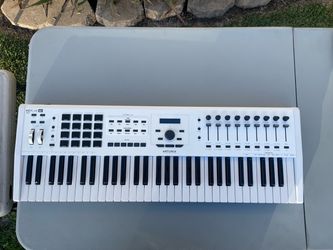 Used Arturia Keylab 61 MKII - Excellent