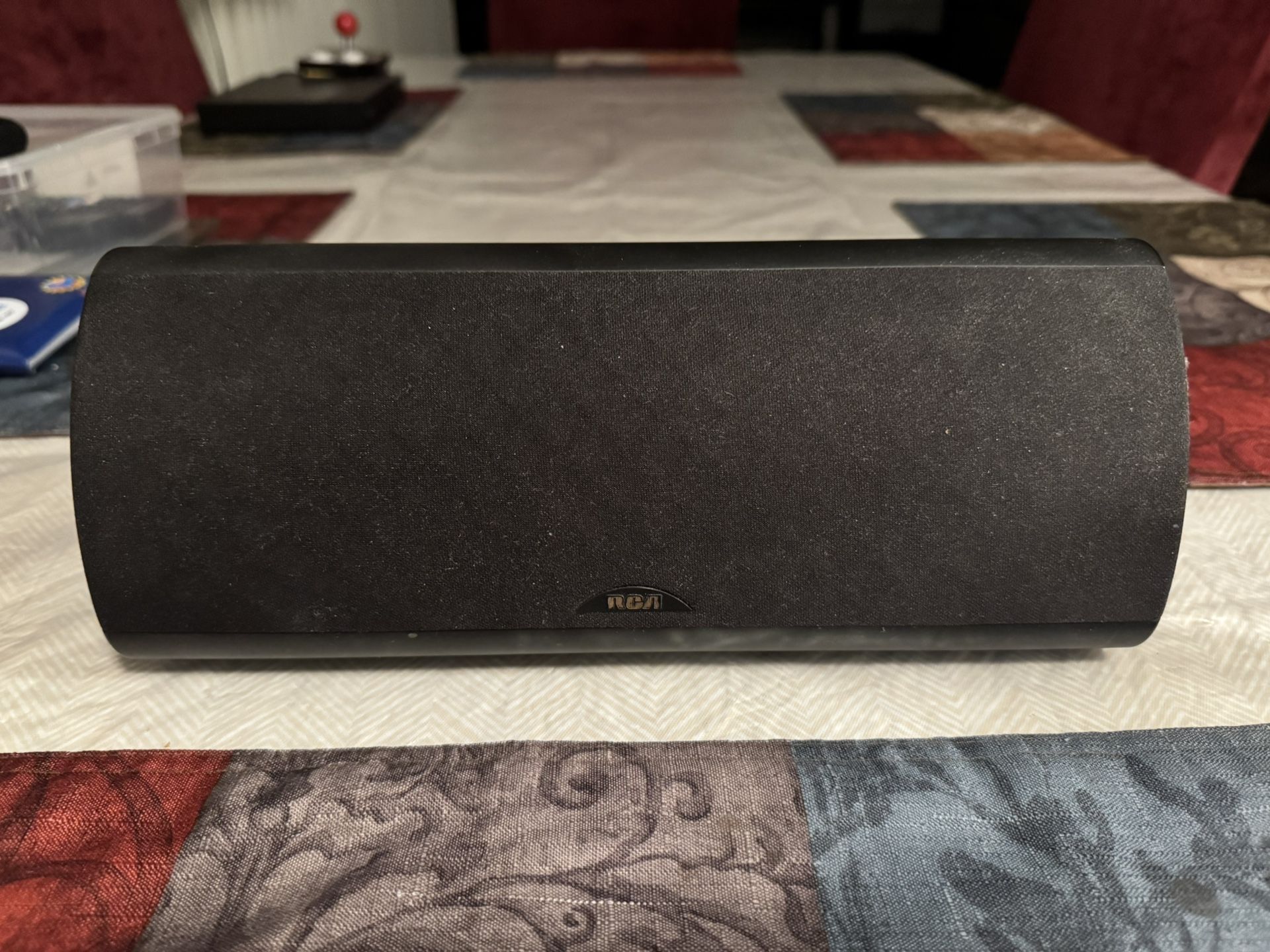 RCA Pro LS20 4” 2-Way Center Channel Speaker RMS power of 75W and a maximum power output of 150W