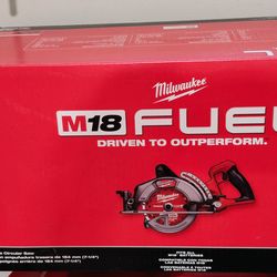 MILWAUKEE M18 FUEL REAR HANDLE CIRCULAR SAW 7-1/4