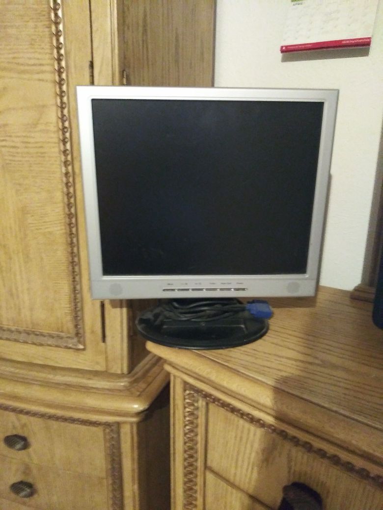 Westinghouse 17' computer monitor