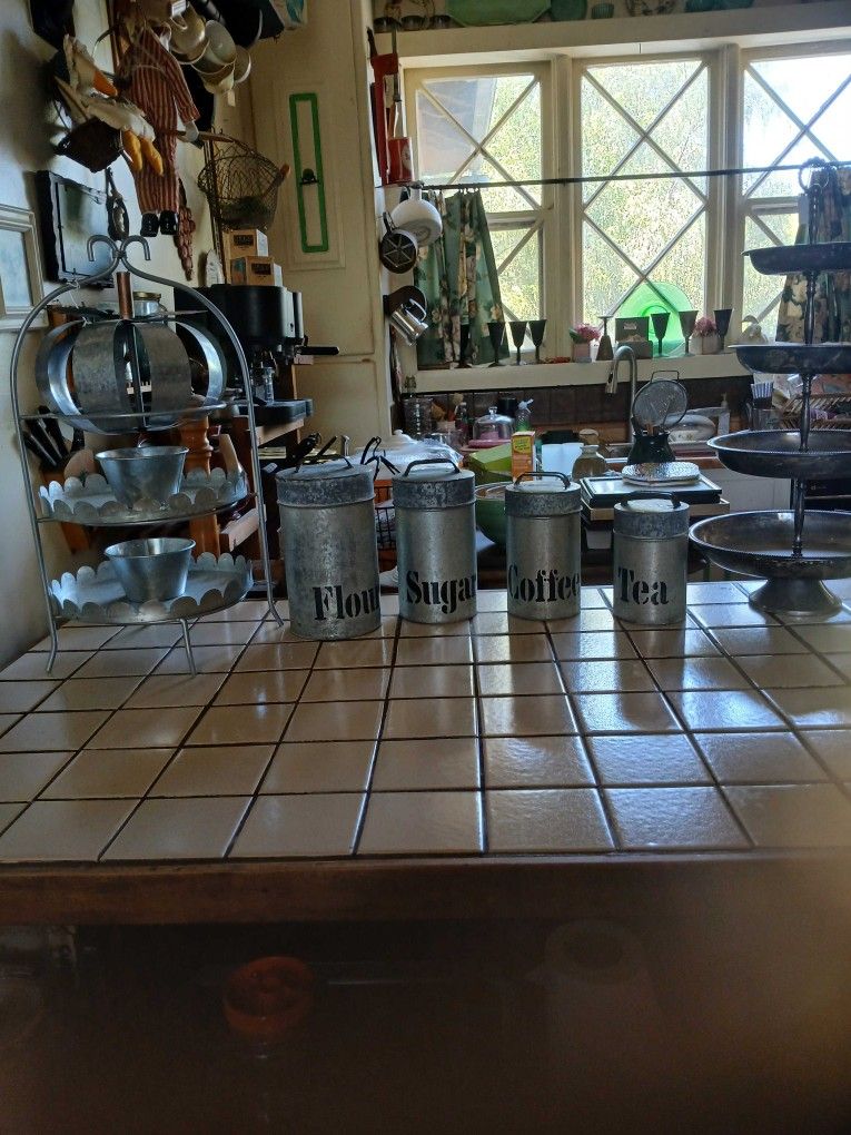 Big Estate Sale And STRS WAS Of All Kinds