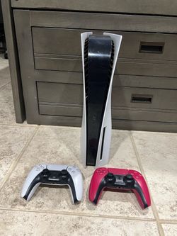 PS5 Disc With 2 Controllers