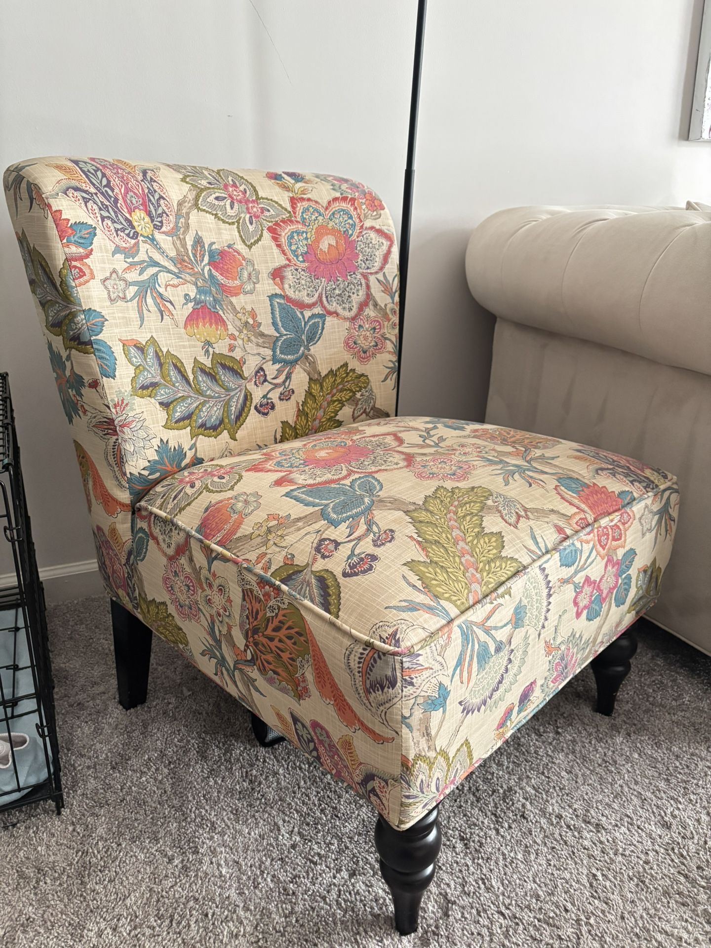 Paisley Accent Chair 