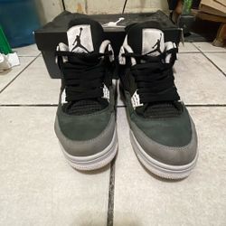 Jordan 4s 