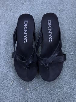 DKNYC Black Sandals